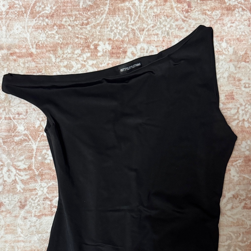 Pretty Little Thing Asymmetrical Maxi Dress